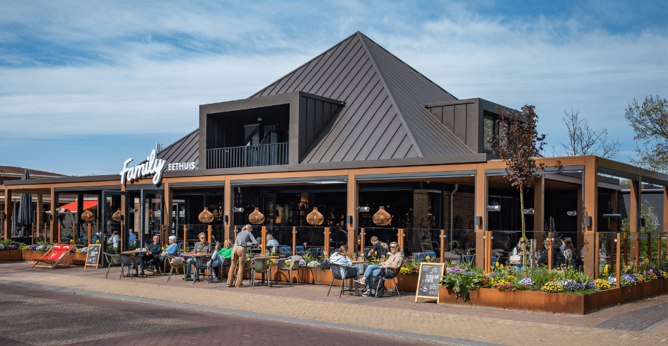 voorkant zonnig terras family appelscha
